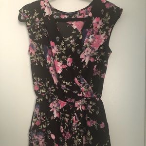 Black floral romper with pockets